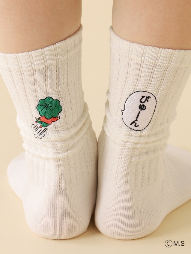 Kojikoji socks embroidery