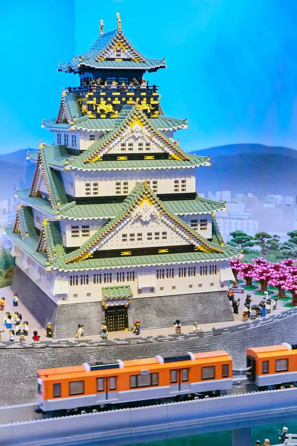 Hoạt động tại Osaka Legoland