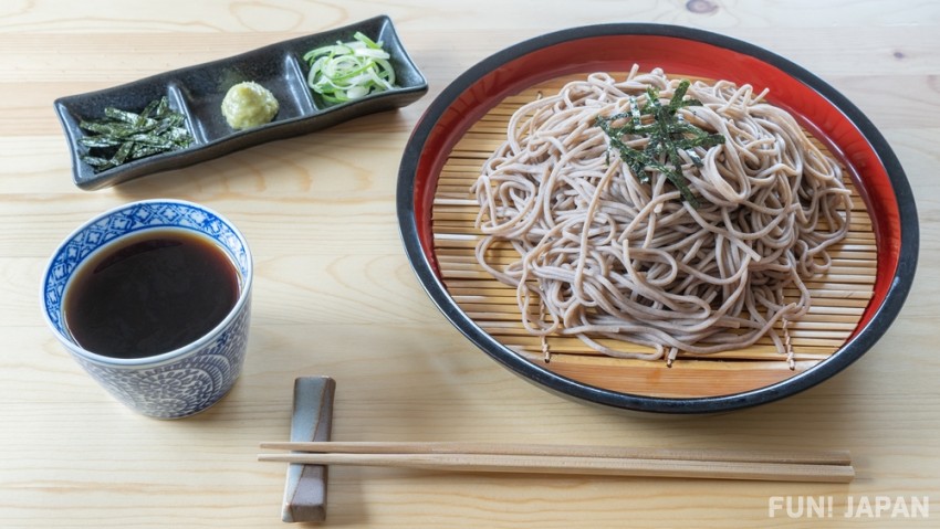 Soba and condiments