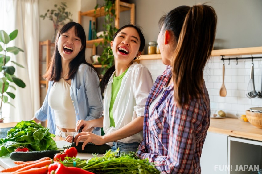 Tertawa Bahasa Jepang, Daftar Ringkasan Budaya Jepang